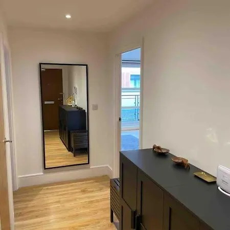 Cozy Flat By Nine Elms Station - Zone 1 - Apartment London Exterior photo